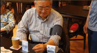 ③血圧測定・体温測定